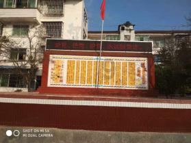哥哥张国荣真是可怜，为了警队出生入死，却被哥哥坑的无法升职游戏画面